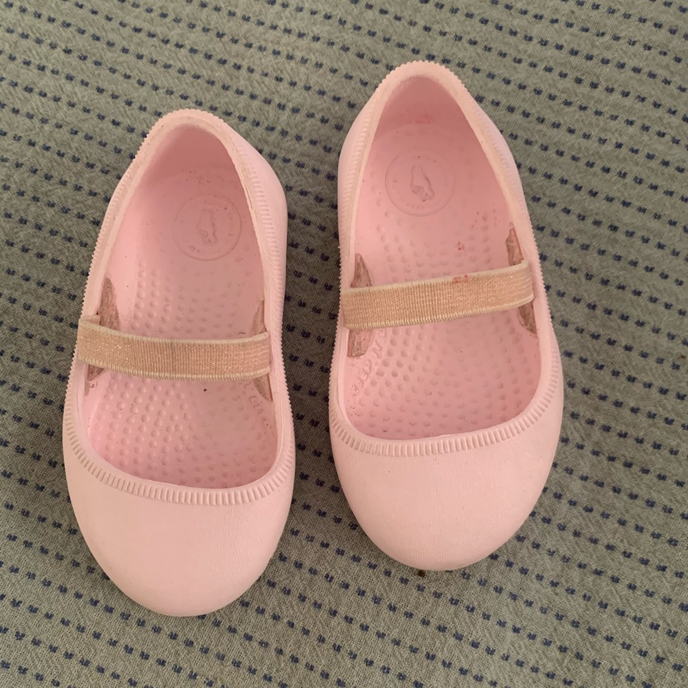 Native Ballet Flats